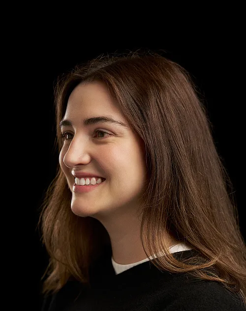 Vict&oacute;ria Galhardo Sim&otilde;es